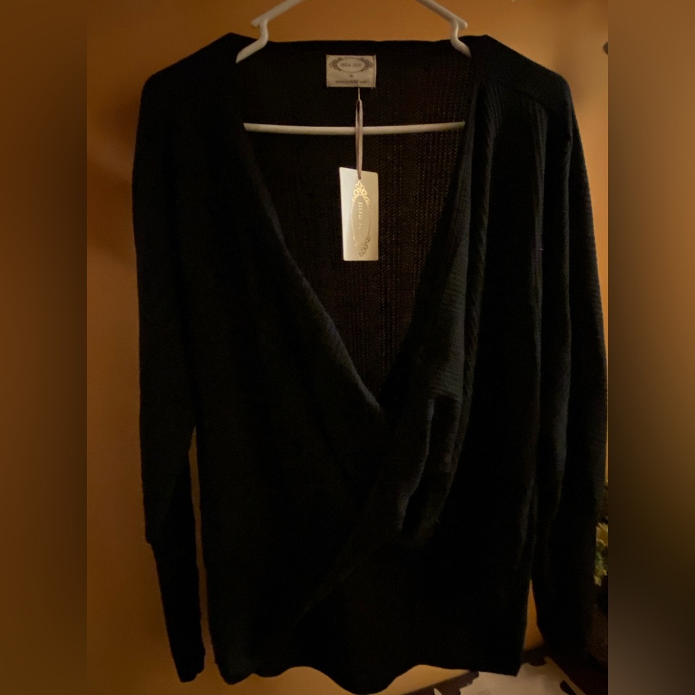 Mia Joy Emma Top Black Women's Size M
Large Loose Fit Waffle